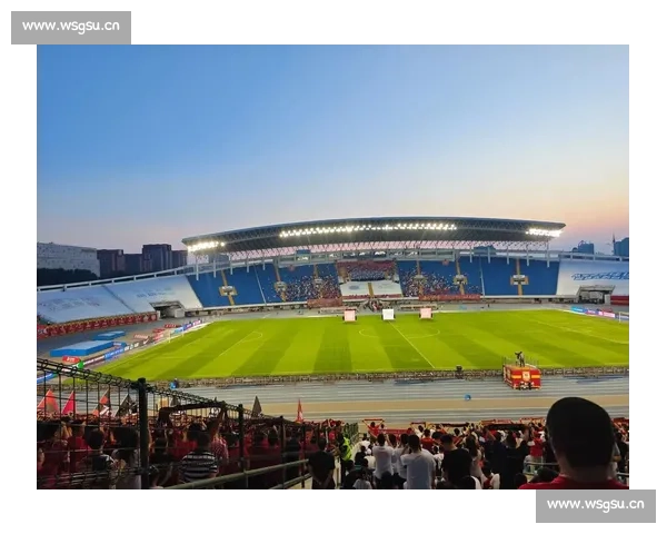 热血拼搏绿茵逐梦为荣献上最燃足球比赛祝福金句