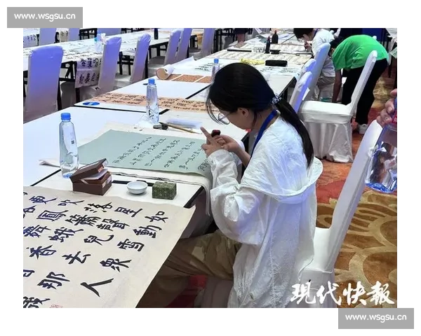 青春激燃力量争锋校园俯卧撑挑战赛展现毅力与激情魅力争锋时刻